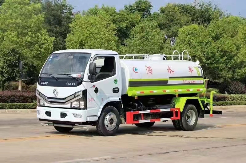 城市里的温柔画师 洒水车的故事