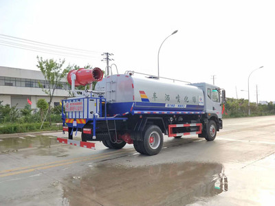 程力威东风抑尘绿化洒水车 多功能绿化的新选择